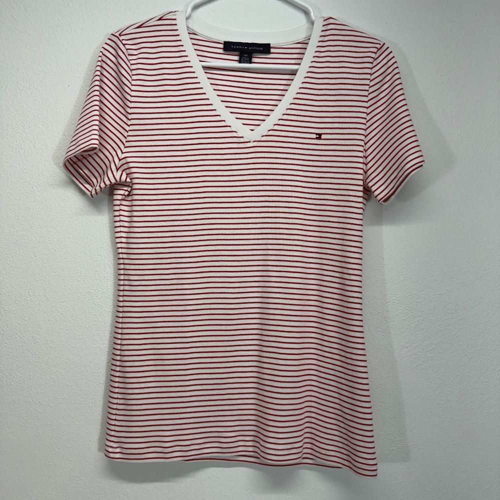 Tommy Hilfiger Short Sleeve V-Neck Striped Casual T-Shirt Top Red White Size M